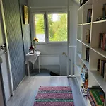 Viihtyisae Leposoppi Hyvaellae Sijainnilla Jaerven Laeheisyydessae *