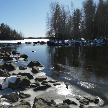 Viihtyisae Leposoppi Hyvaellae Sijainnilla Jaerven Laeheisyydessae Nokia