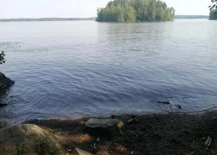 Viihtyisae Leposoppi Hyvaellae Sijainnilla Jaerven Laeheisyydessae * Nokia